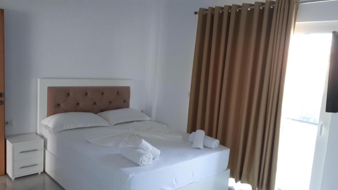 Hotel Zeka Ксамил Экстерьер фото