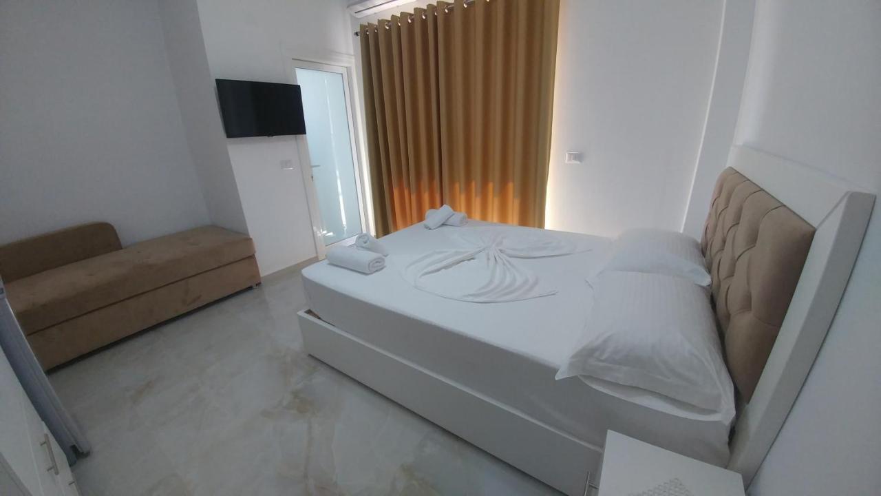 Hotel Zeka Ксамил Экстерьер фото