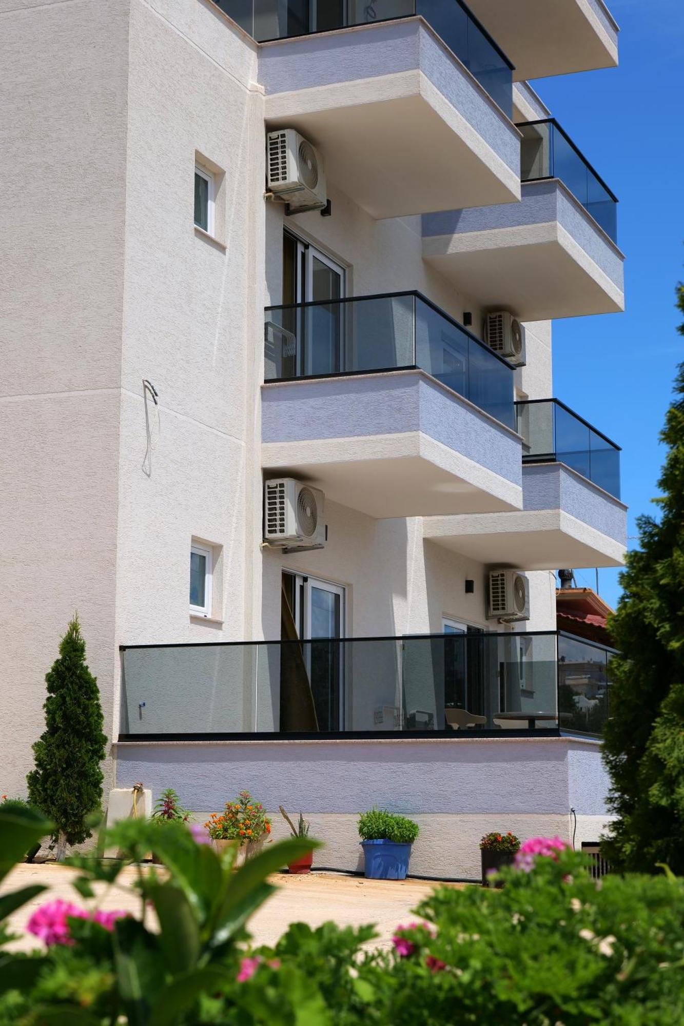Hotel Zeka Ксамил Экстерьер фото